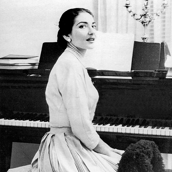 https://veronalamiere.it/wp-content/uploads/2022/04/Maria-Callas-al-pianoforte.jpg