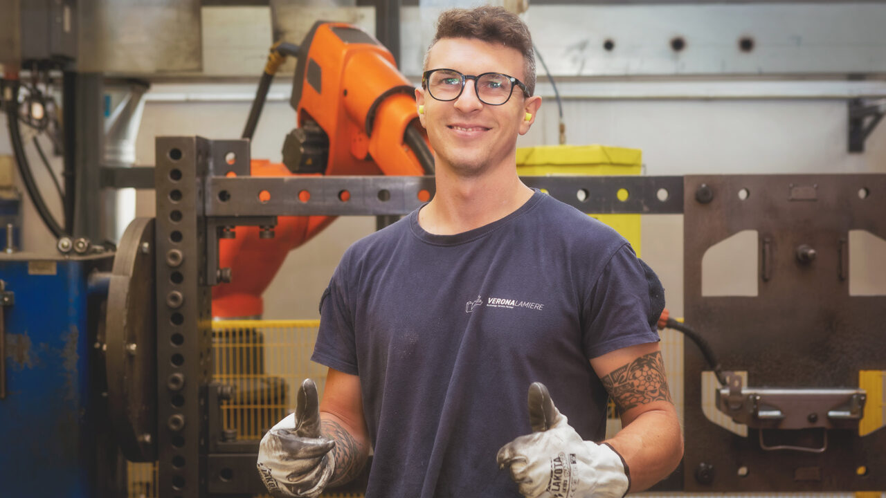 veronalamiere_lavorazioni_metalli_lamiera_taglio_saldo_piegatura_persone_competenze_professionalita_3