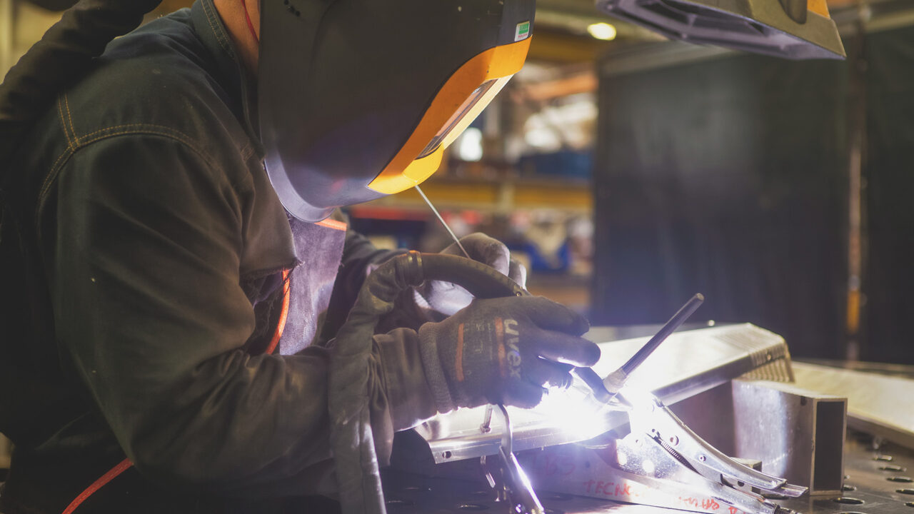 veronalamiere_lavorazioni_metalli_lamiera_taglio_saldo_piegatura_persone_competenze_professionalita_5